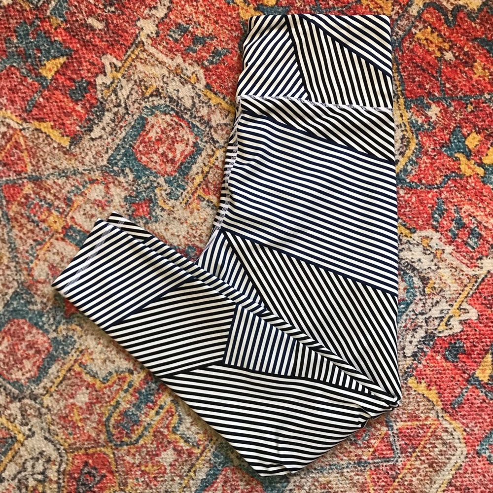 Old Navy Active Leggings